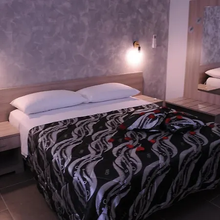 La Fenice Alojamento de Acomodação e Pequeno-almoço 4*