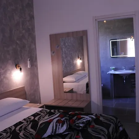 Alojamento de Acomodação e Pequeno-almoço La Fenice