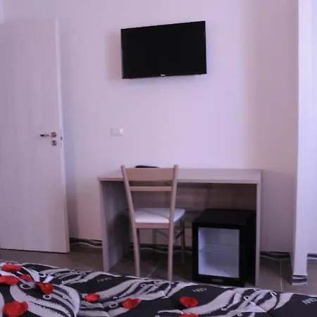 Alojamento de Acomodação e Pequeno-almoço La Fenice Lampedusa